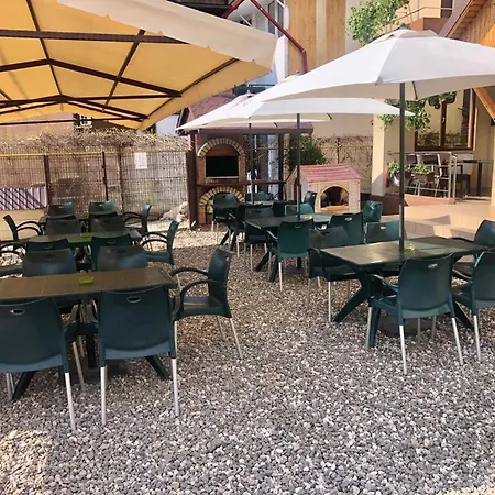 بيت ضيافة Pensiunea Casa Firu 3*